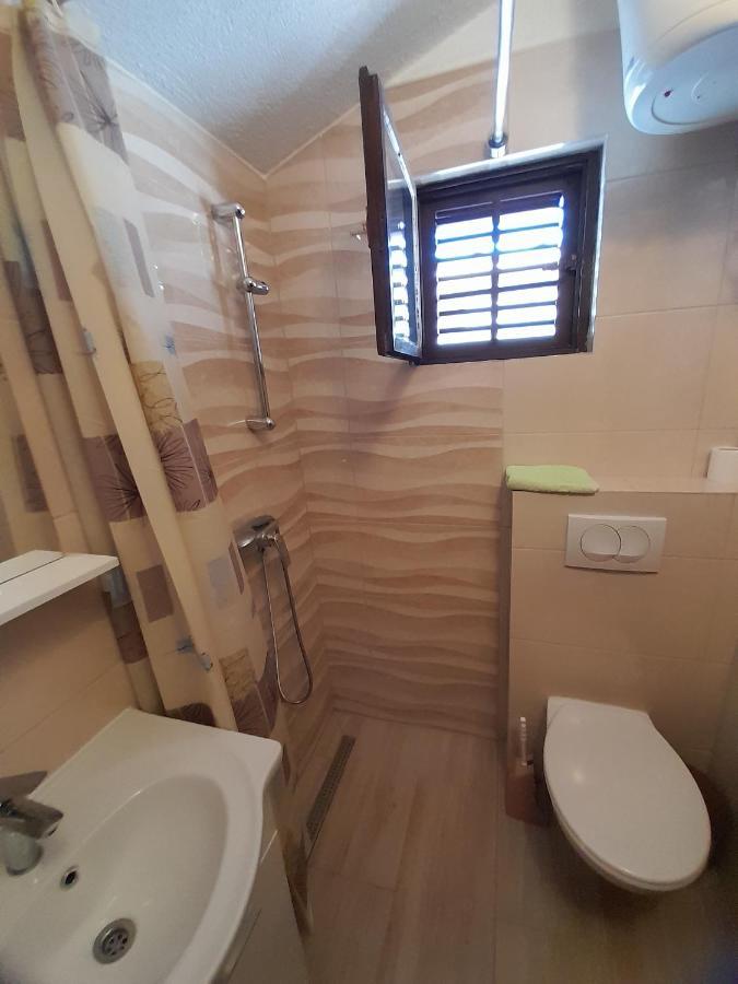 Comfort Apartments Трогир Екстериор снимка
