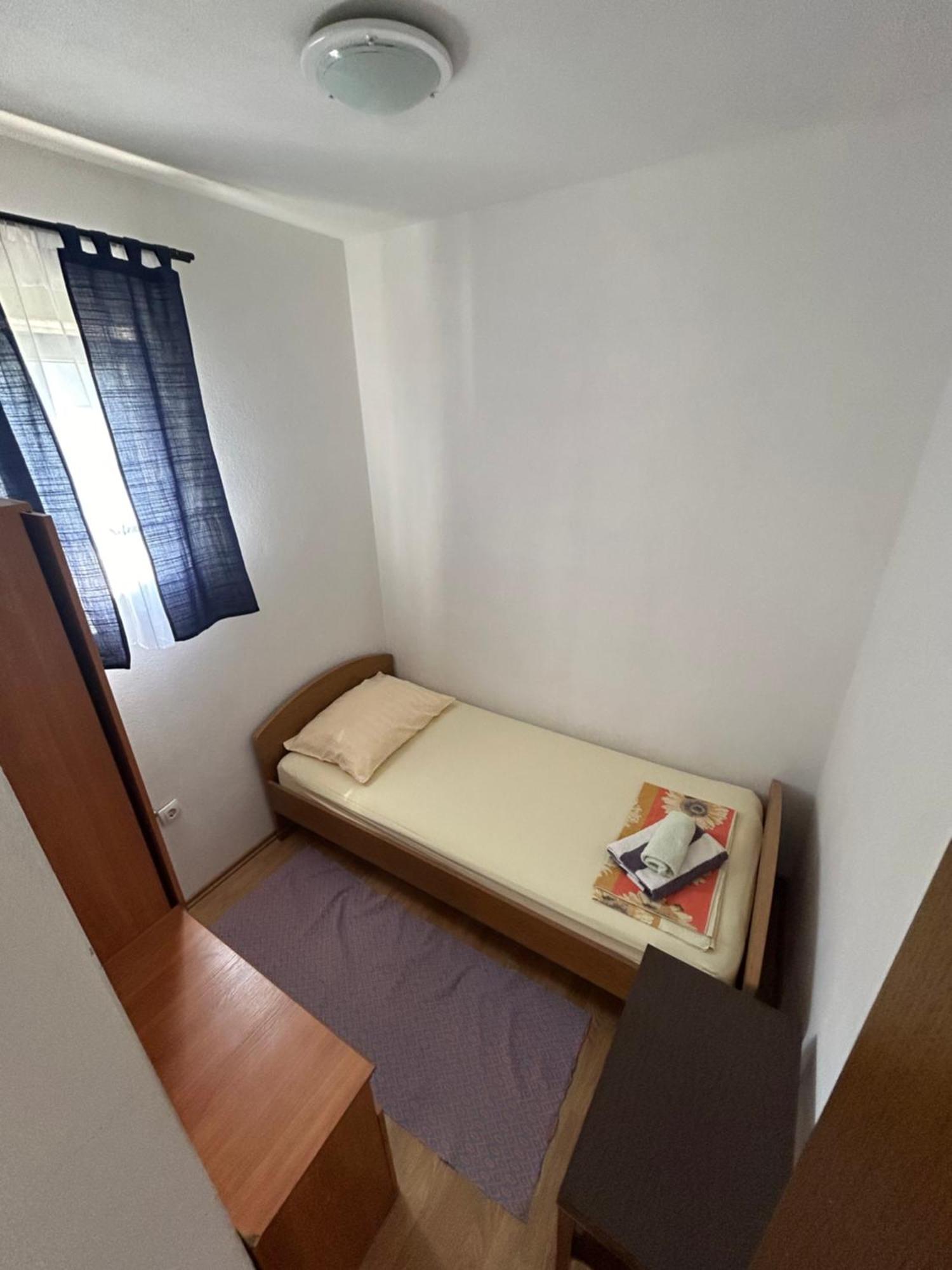 Comfort Apartments Трогир Екстериор снимка